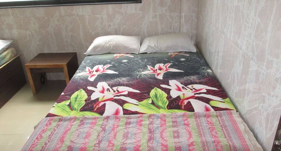 Sai Atharva Guest House, Shirdi 2